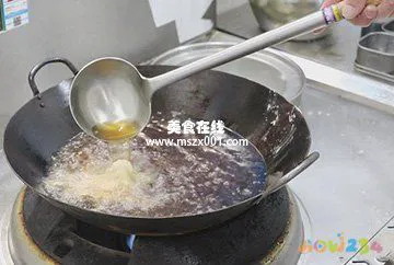 糖醋鲤鱼的家常做法视频_家常糖醋丸子的做法_糖醋鱼的家常做法