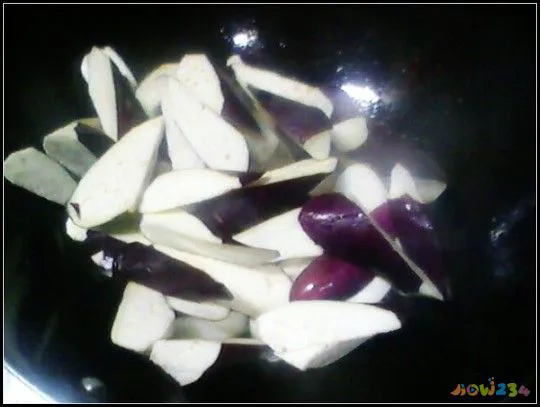 番茄酱茄饼的家常做法_酱炒菜花的家常做法大全家常_茄饼夹肉的家常做法