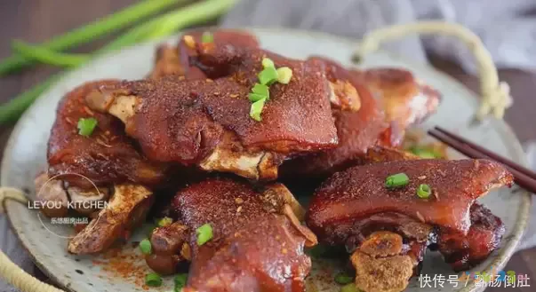 家常红烧草鱼怎么做好吃_红烧牛腱肉做法大全家常_家常红烧肉