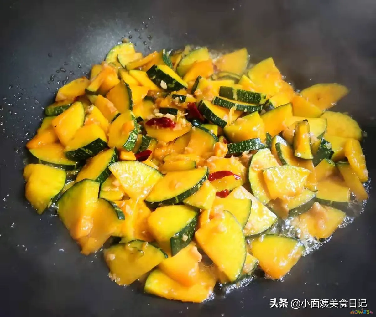 盐焗南瓜家常做法_南瓜家常做法_蛋黄焗南瓜家常做法