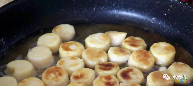 西红柿豆腐鲫鱼汤做法大全家常做法大全_红烧肉豆腐的家常做法_日本豆腐的家常做法