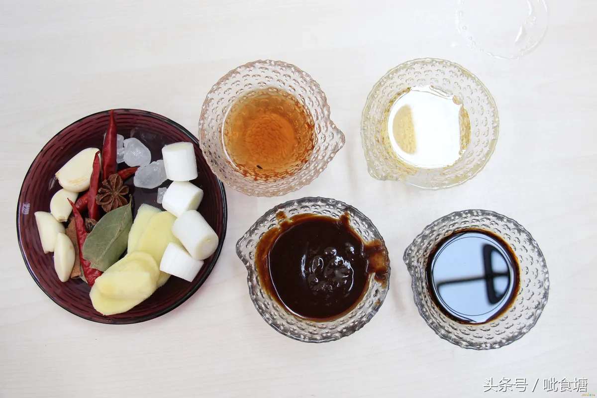 家庭酱猪蹄的做法_酱猪蹄的家常做法_酱猪蹄咋做