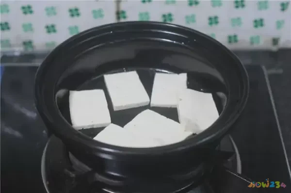 老虎菜的家常做法_家常菜成本_一亩鱼菜共生成本