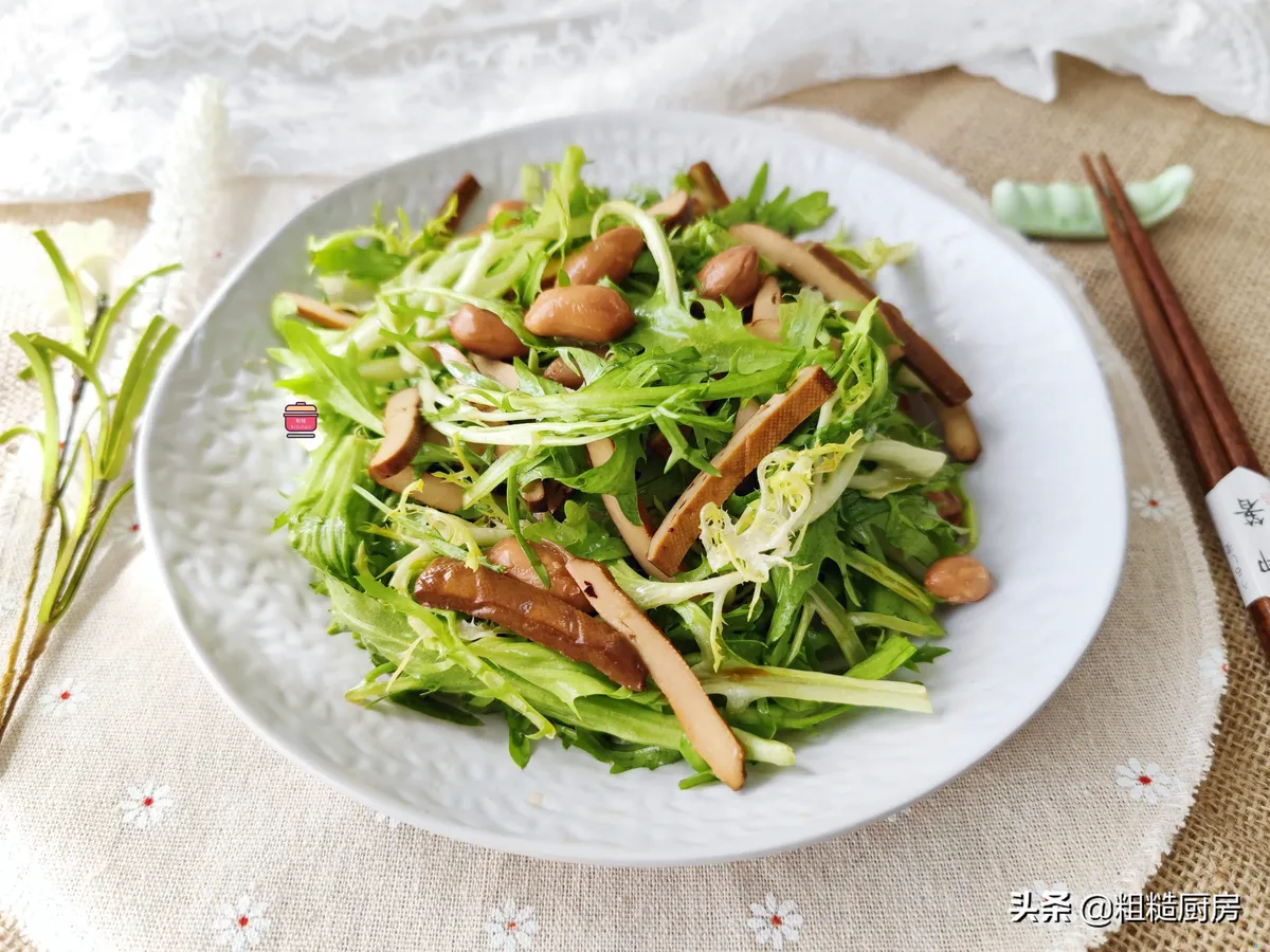 天天饮食十年典藏家常保健菜_菜丸子的家常做法炸丸子_降火的家常菜