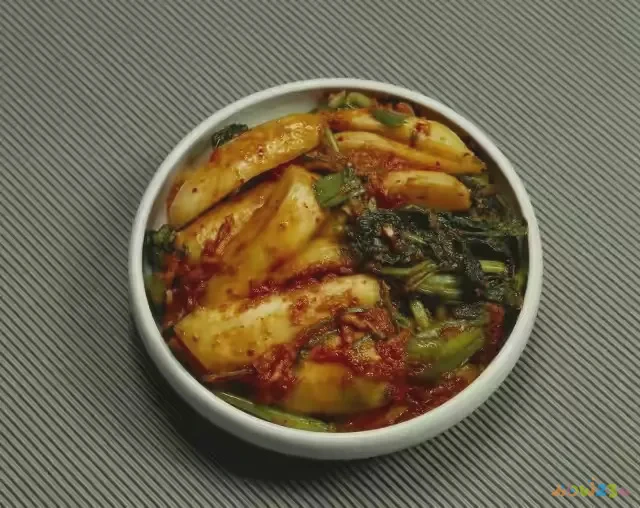 蒜茸辣酱家常做法大全_家常自制香辣酱的做法_蒜蓉辣酱鱼的家常做法