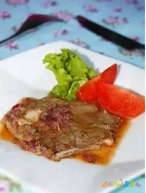 煎牛排的家常做法_煎牛排家常做法视频_在家怎么煎牛排家常做法