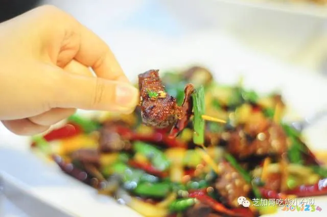 芋儿烧鸡的家常做法_怎么芋儿烧鸡_芋儿烧鸡怎么弄好吃