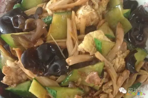 煎黄花鱼的家常做法_家常炖黄花鱼_家常黄花鱼