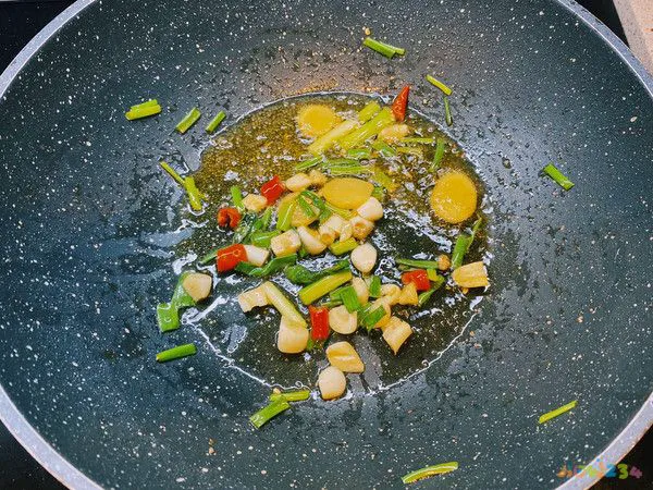 辣炒大虾的家常做法_家常炒甜不辣做法_辣炒皮皮虾家常做法