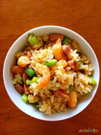 干墨鱼仔的家常做法_炒墨鱼的家常做法_干墨鱼炒饭的家常做法