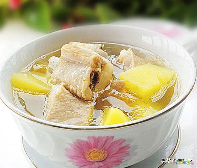 排骨汤的做法大全家常（分享家常排骨汤的18种做法）