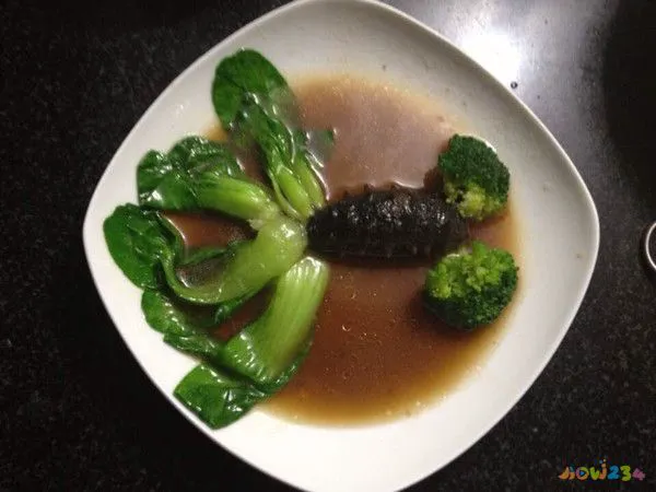 葱烧海参的家常做法_葱烧海参个吃正宗做法_葱烧海参怎样烧好吃