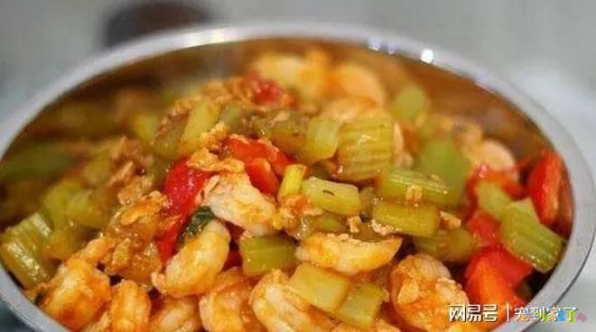 蒜蓉辣酱鱼的家常做法_蒜茸辣酱家常做法大全_家常自制香辣酱的做法