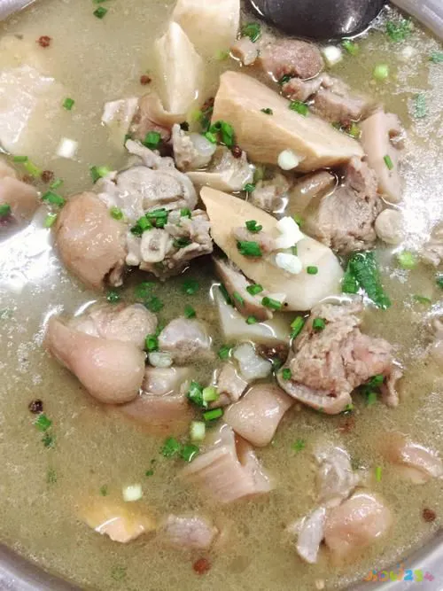 肘子的家常做法_最简单的肘子做法大全_家常肘子的做法最正宗的做法