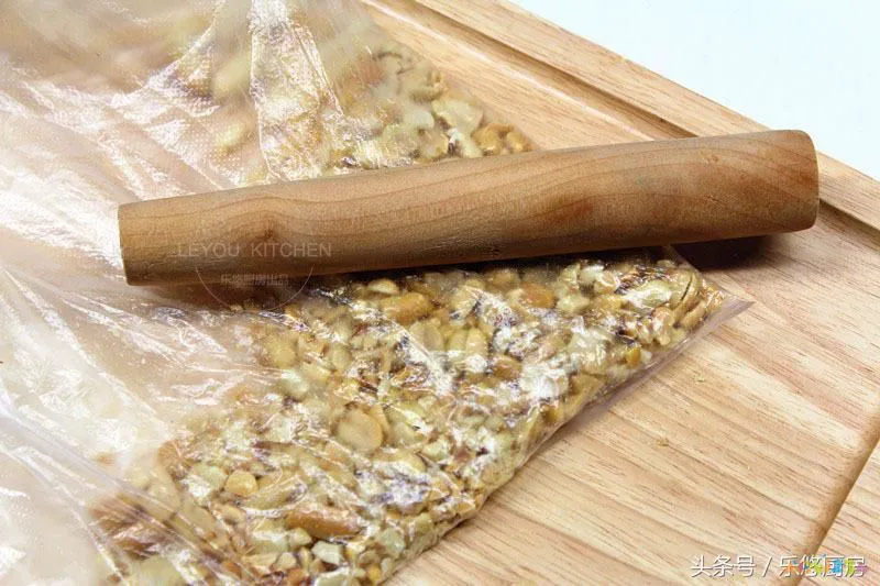 辣椒炒牛肉家常做法_酱辣椒的做法_辣椒牛肉酱的家常做法