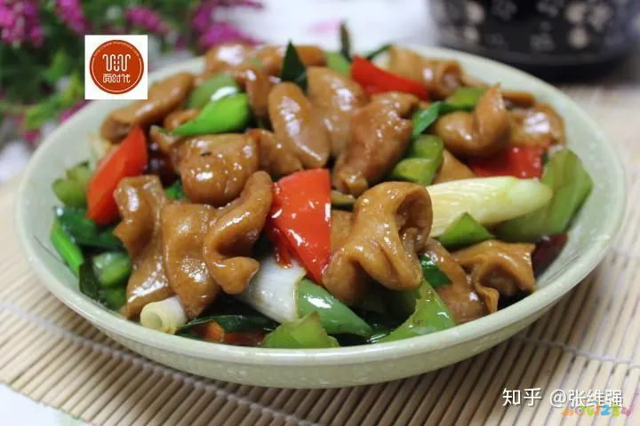 芹菜粉条炒肉的做法_羊肉炒芹菜粉条的做法_芹菜炒粉条的家常做法