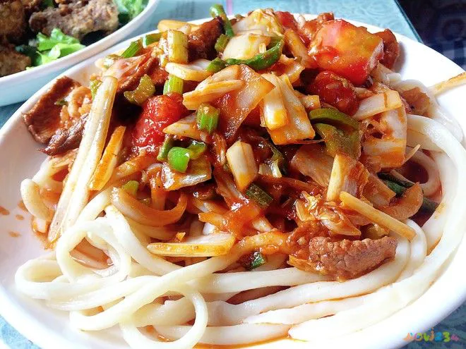 油泼面家常做法_油泼面的家常做法视频_油泼鲤鱼的家常做法