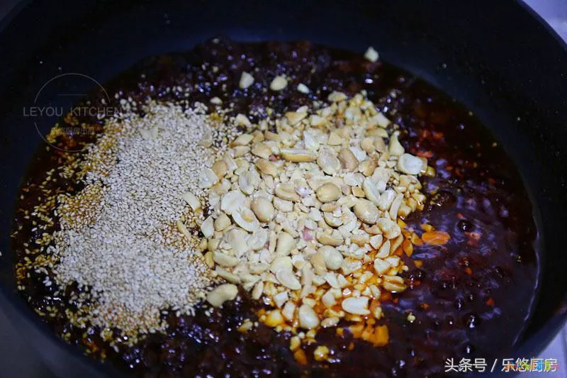 辣椒牛肉酱的家常做法_酱辣椒的做法_辣椒炒牛肉家常做法