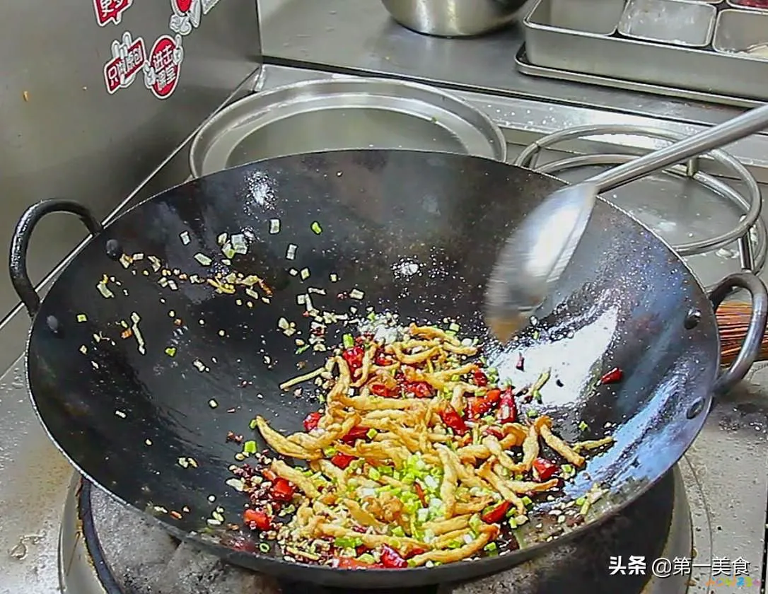 干鲍鱼菇的家常做法_白雪菇的家常做法_凉拌白雪菇的做法大全