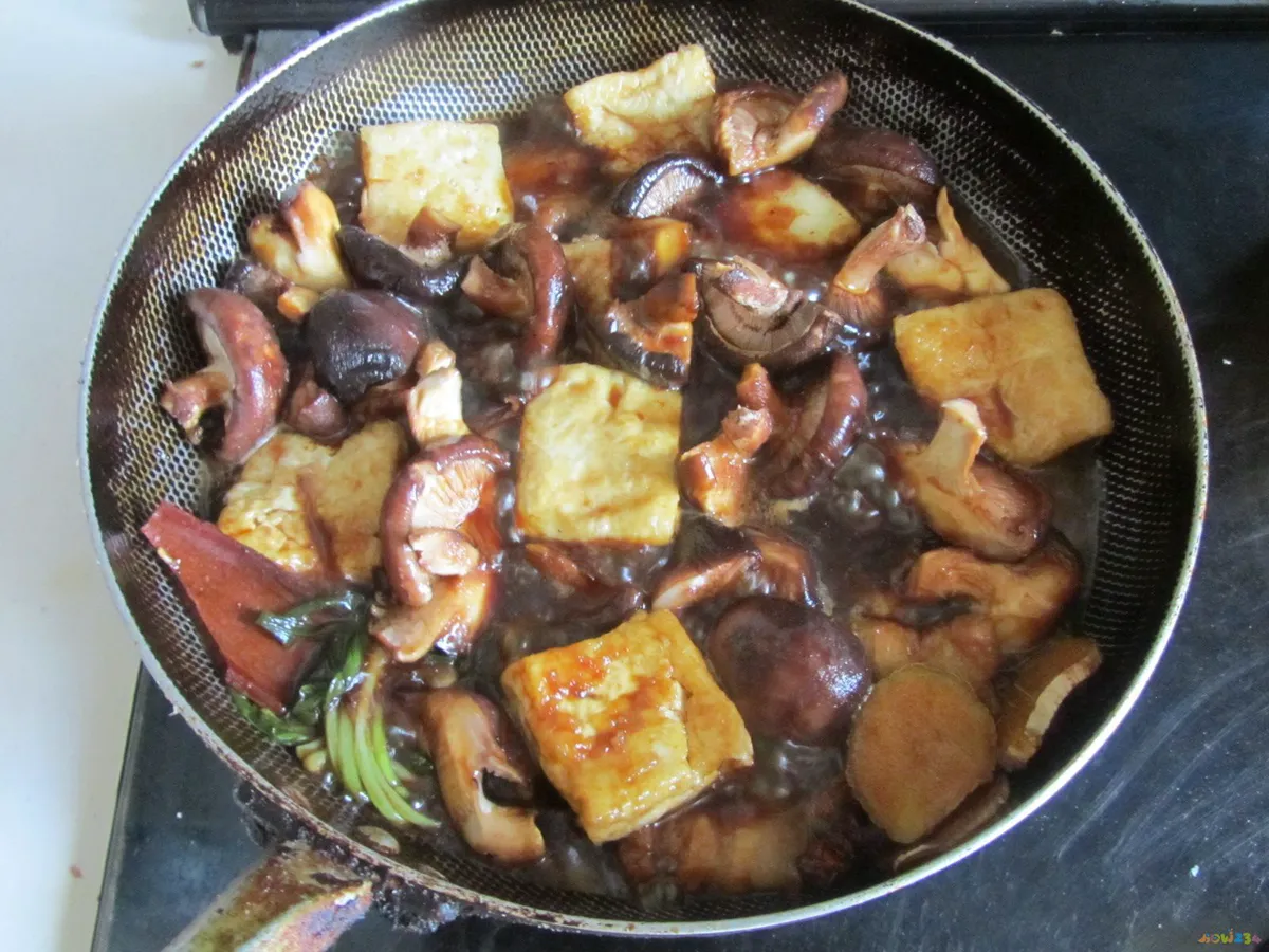 葱烧海参的家常做法视频_葱烧海参 家常做法视频_葱烧豆腐的家常做法