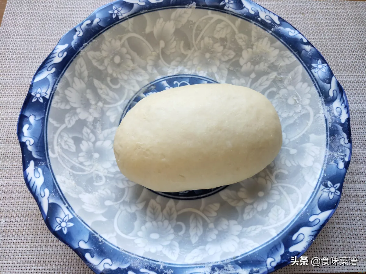 煎饼果子的家常做法_煎饼里果子的做法大全_山东煎饼家常做法