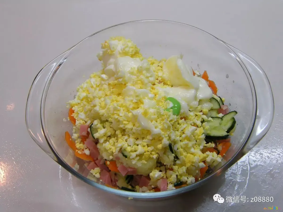 必胜客土豆沙拉做法_土豆沙拉的家常做法_家常土豆沙拉