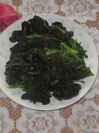 青菜简单炒法_炒青菜的家常做法_青菜炒的最好吃的美食