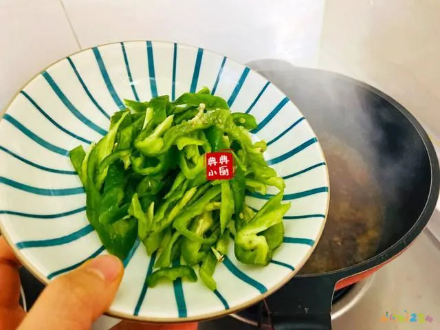 爆炒鸭胗的做法大全家常（超好吃的快手家常菜）(6)