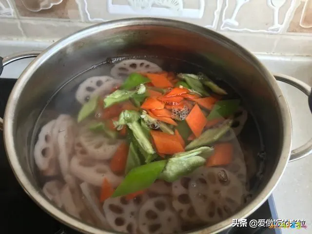清炒藕片做法简单(家常素菜清炒藕片)(6)