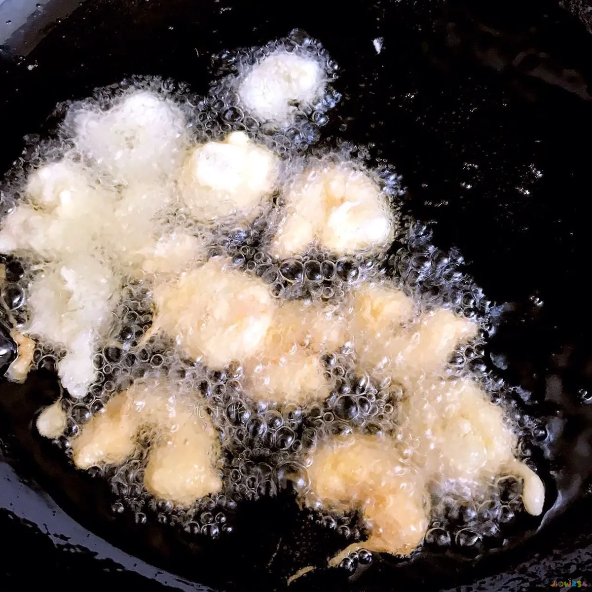 软炸虾仁的家常做法_软炸虾仁的做法视频_软炸虾仁的做法步骤图