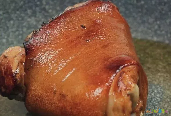 最简单的肘子做法大全_肘子的家常做法简单好吃_肘子的家常做法