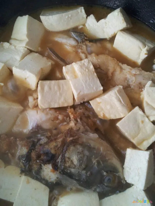 草鱼炖豆腐的家常做法_豆腐炖草鱼的做法视频_炖豆腐家常做法草鱼窍门
