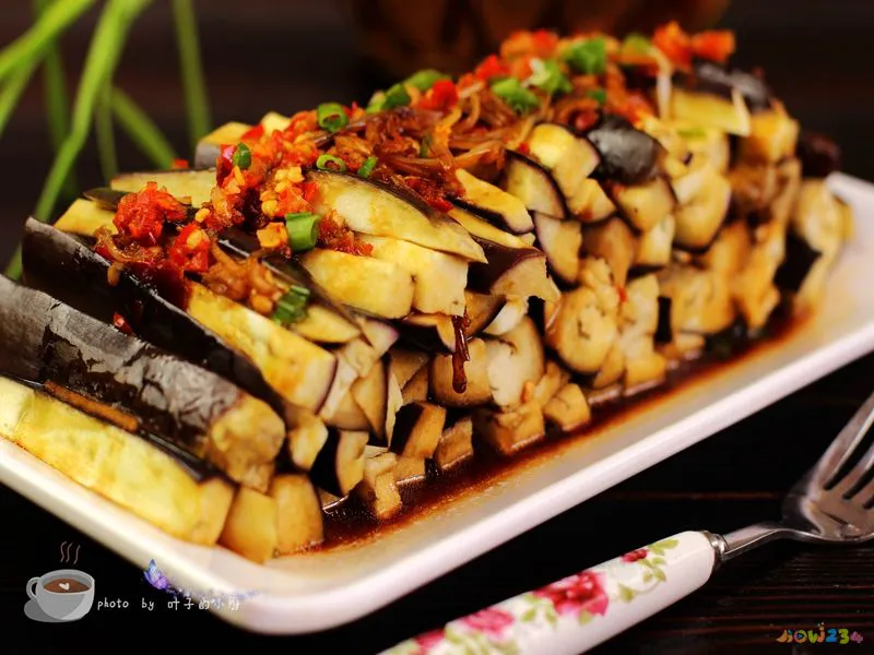 茄子 咸菜做法_油茄子咸菜的家常做法_油淋茄子的家常做法