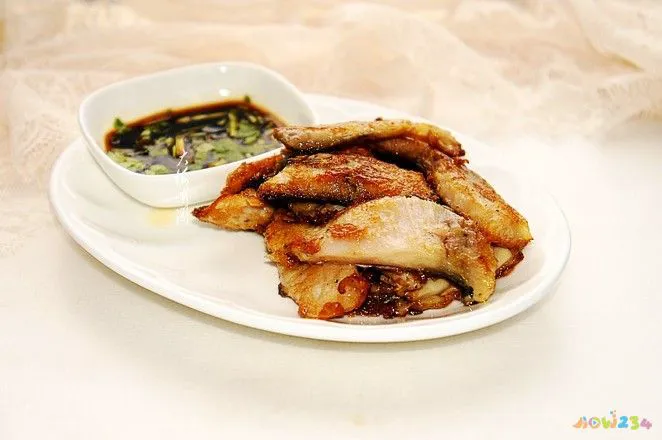 清炖鱼汤的家常做法_清炖鱼汤的做法视频_孕妇清炖鱼汤的做法大全家常做法