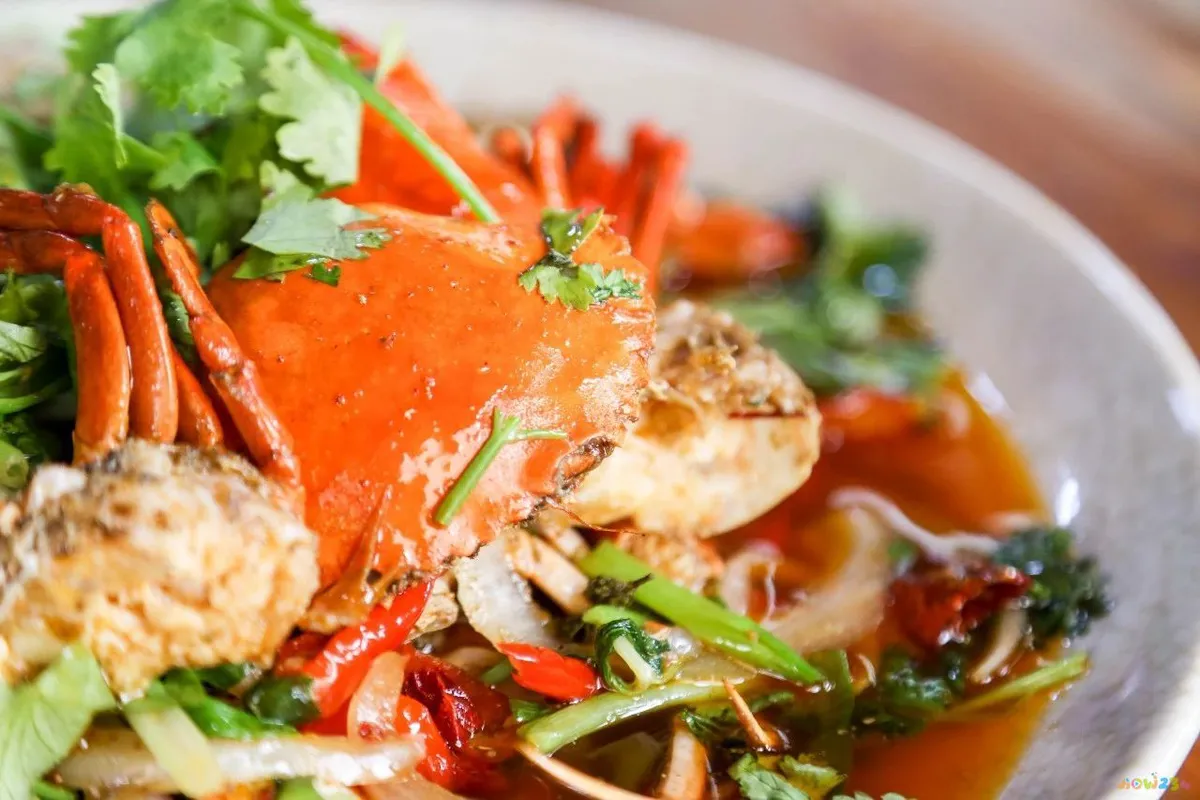 辣爪爪张师傅_辣炒鱿鱼爪_软炸鲜蘑的家常做法