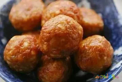 白菜焖饼图片_白菜家常做法焖饼视频_白菜焖饼的家常做法