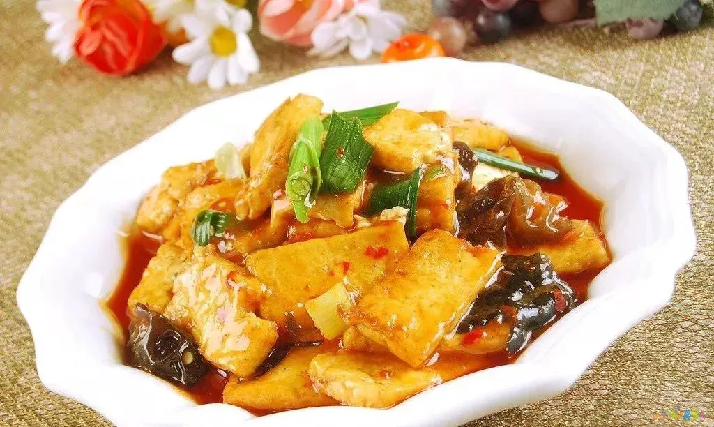 有特色的家常菜_家常美食07名师快手私房菜_四川牙菜梅菜扣肉的家常做法