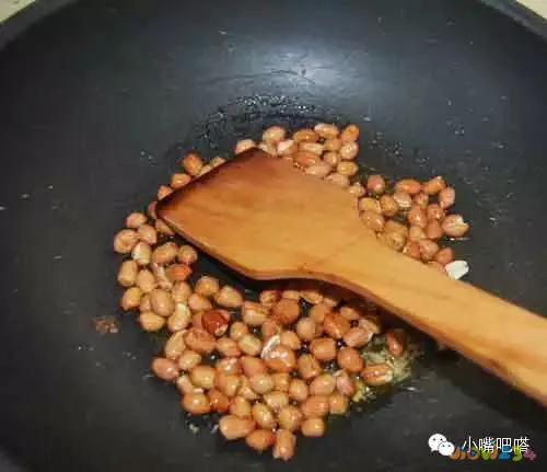 家常香菇炖鸡的做法大全_香菇炖鸡的做法简单又好吃_香菇炖鸡家常做法