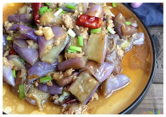 肉末炒茄子的做法大全，简单易学，让你吃上瘾，营养又美味