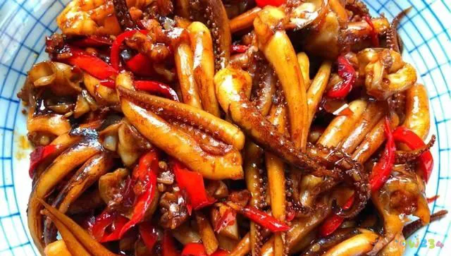 大鱿鱼须怎么做好吃不腥气 鱿鱼的做法 家常