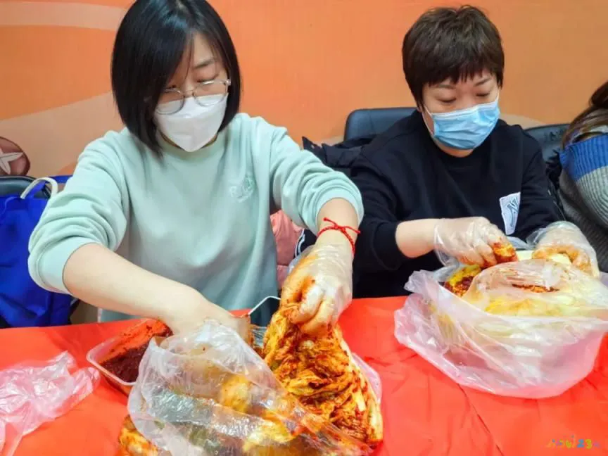 油泼面的做法与视频_油泼面家常做法_家常油泼面的做法视频