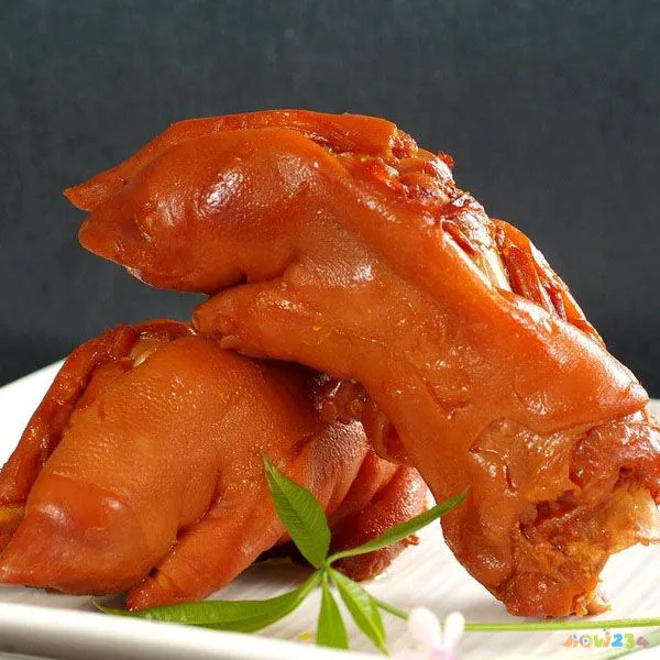 家庭版的酱猪蹄儿怎么做_酱猪蹄的家常做法_家庭酱猪蹄的做法