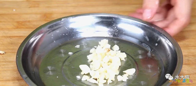 日本豆腐的家常做法_西红柿豆腐鲫鱼汤做法大全家常做法大全_红烧肉豆腐的家常做法