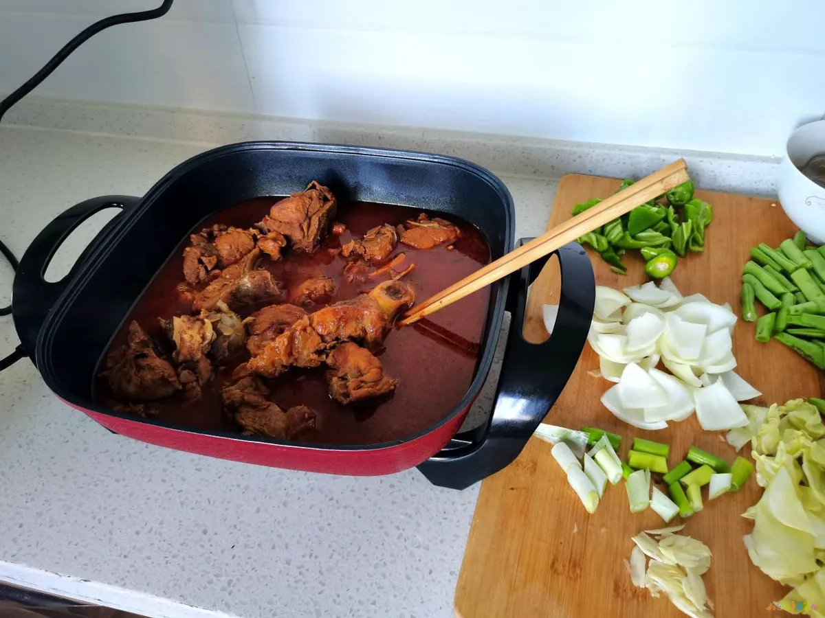 家常排骨火锅怎么做好吃_排骨火锅的家常做法_清炖排骨火锅做法大全家常做法