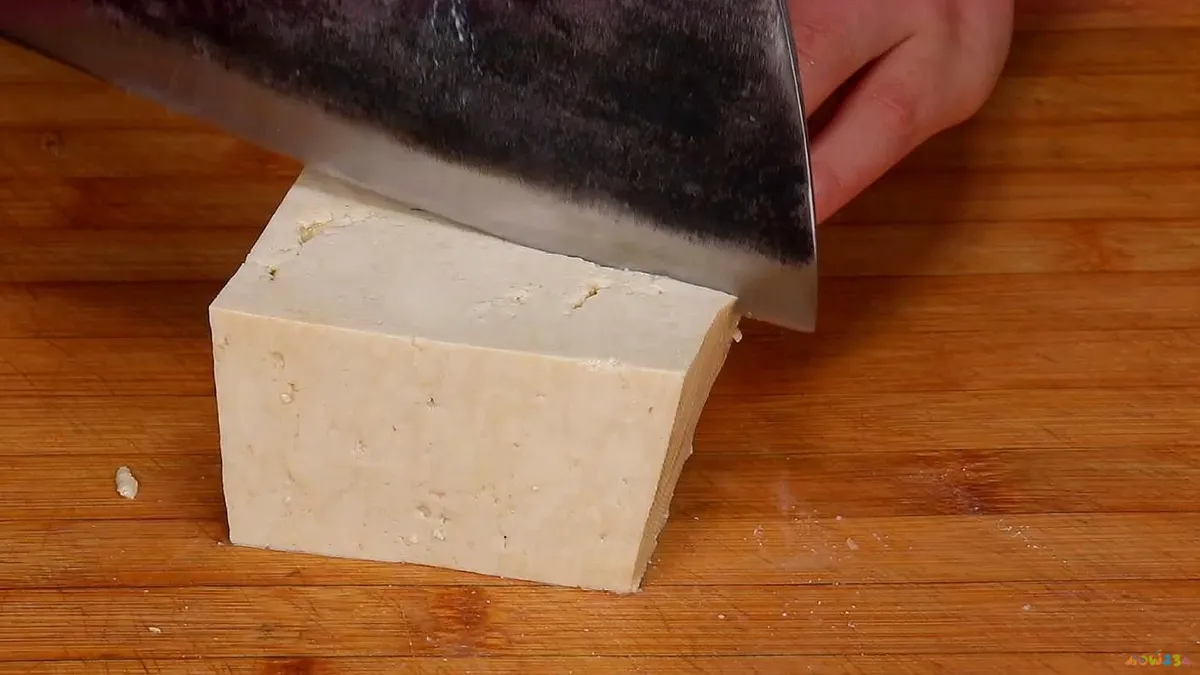 炖豆腐家常做法草鱼视频_豆腐炖草鱼怎么做好吃又简单_草鱼炖豆腐的家常做法