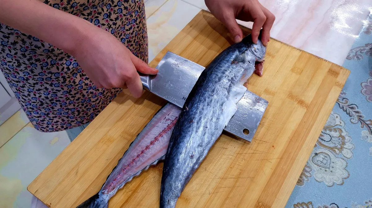 酸菜馅饺子的家常做法_馅饺子家常酸菜做法窍门_饺子馅酸菜怎么调才好吃