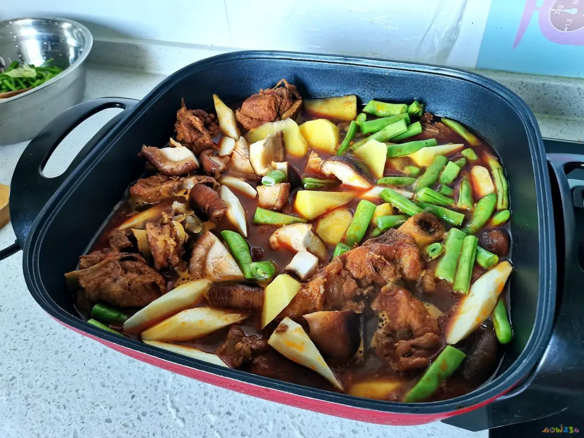 家常排骨火锅怎么做好吃_排骨火锅的家常做法_清炖排骨火锅做法大全家常做法