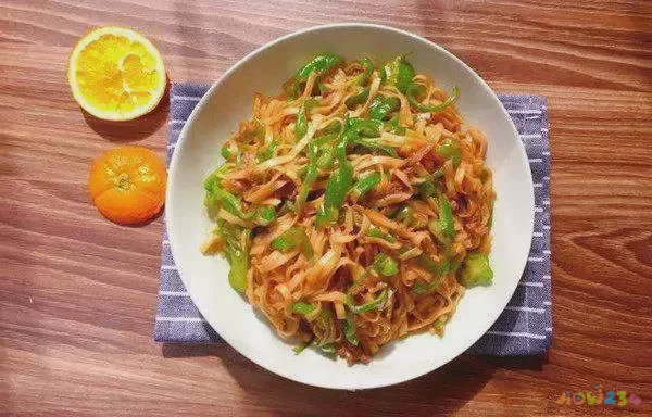 韭菜疙瘩汤的家常做法_韭菜炒鸡蛋的家常做法_家常韭菜炒鸡蛋的做法