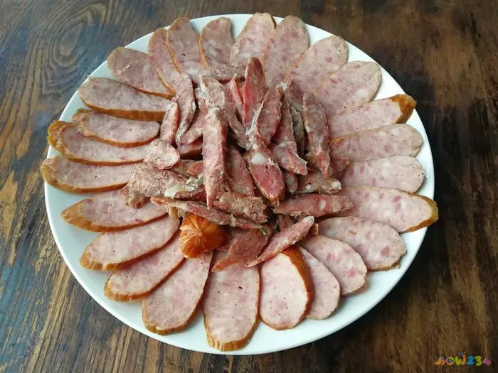 冬季，东北农家热炕头最受欢迎的下酒菜，吃的就是这个味