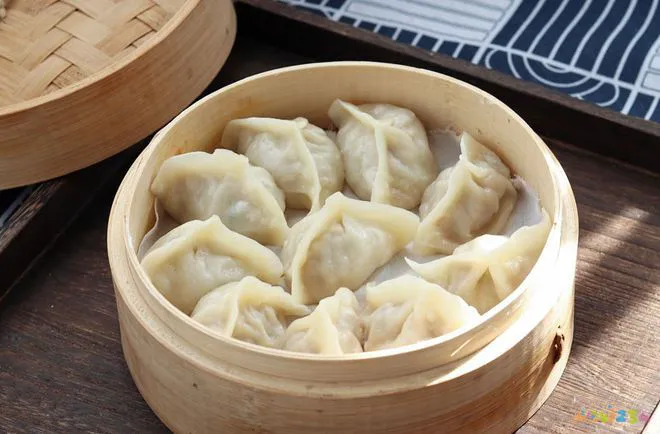 馅饺子家常酸菜做法窍门_酸菜馅饺子的家常做法_饺子馅酸菜怎么调才好吃